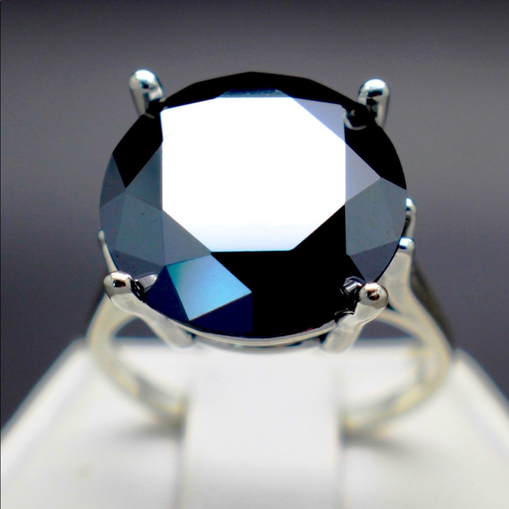 💯♥️Authentic Blk Diamond 8.38 TCW Solitaire Ring